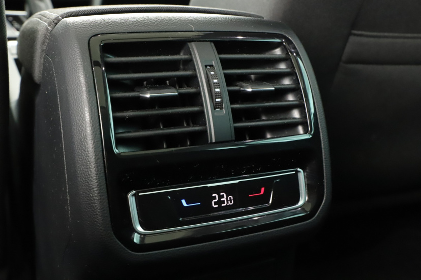 Volkswagen Passat, 2022