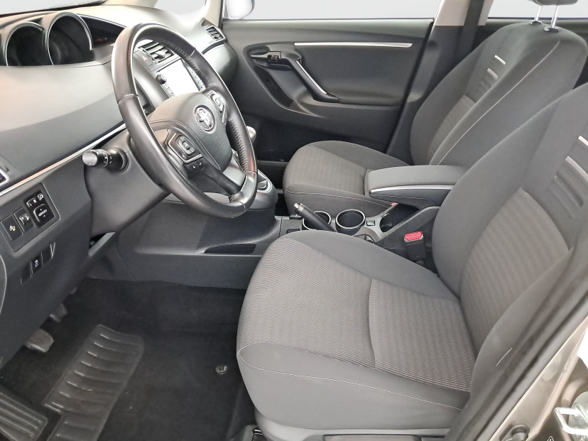 Toyota Verso, 2016