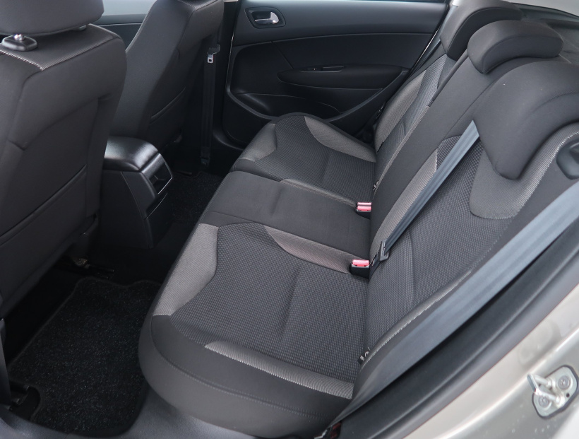 Peugeot 308, 2010