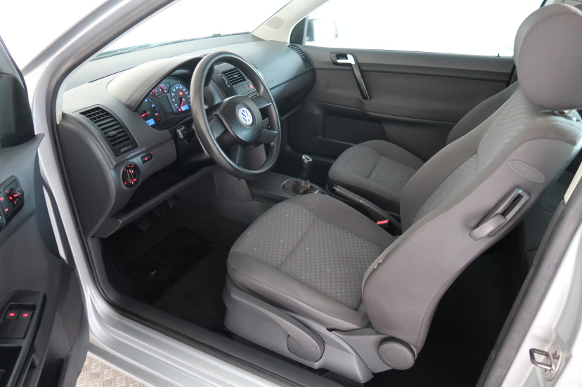 Volkswagen Polo, 2002