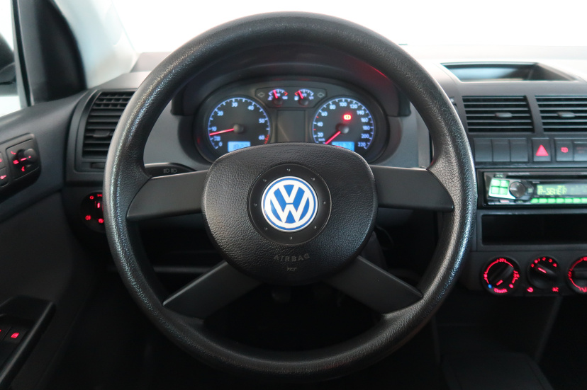 Volkswagen Polo, 2002