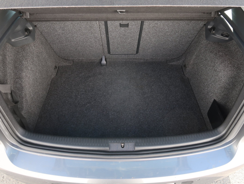 Volkswagen Golf, 2012