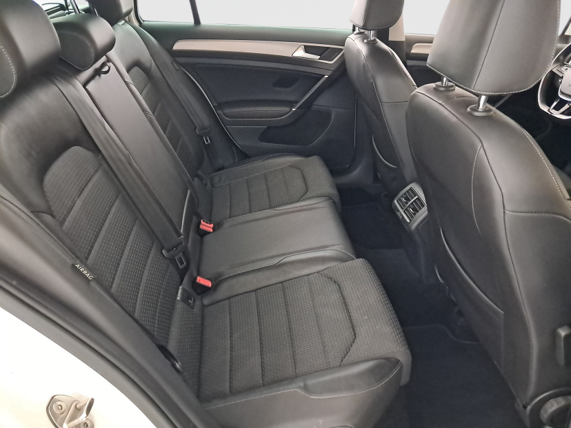 Volkswagen Golf, 2014