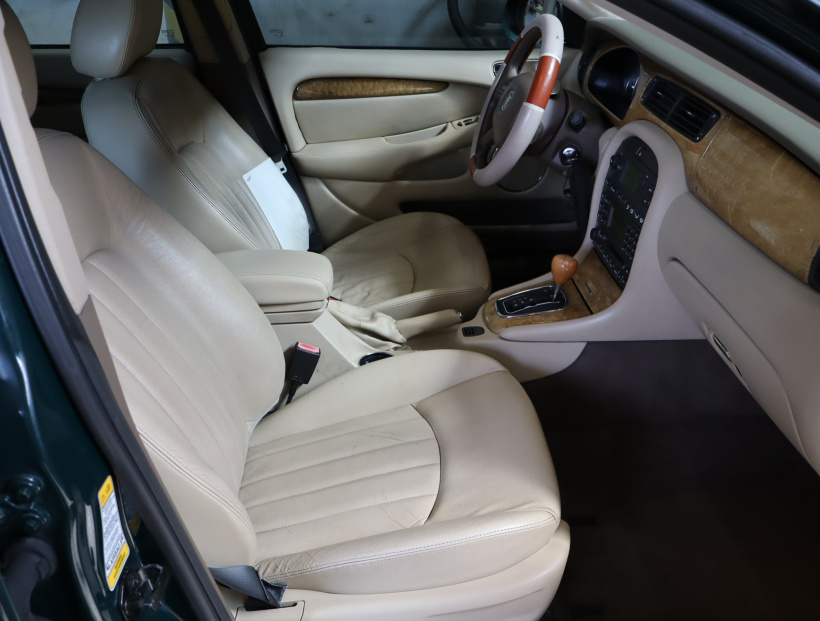 Jaguar X-Type, 2004