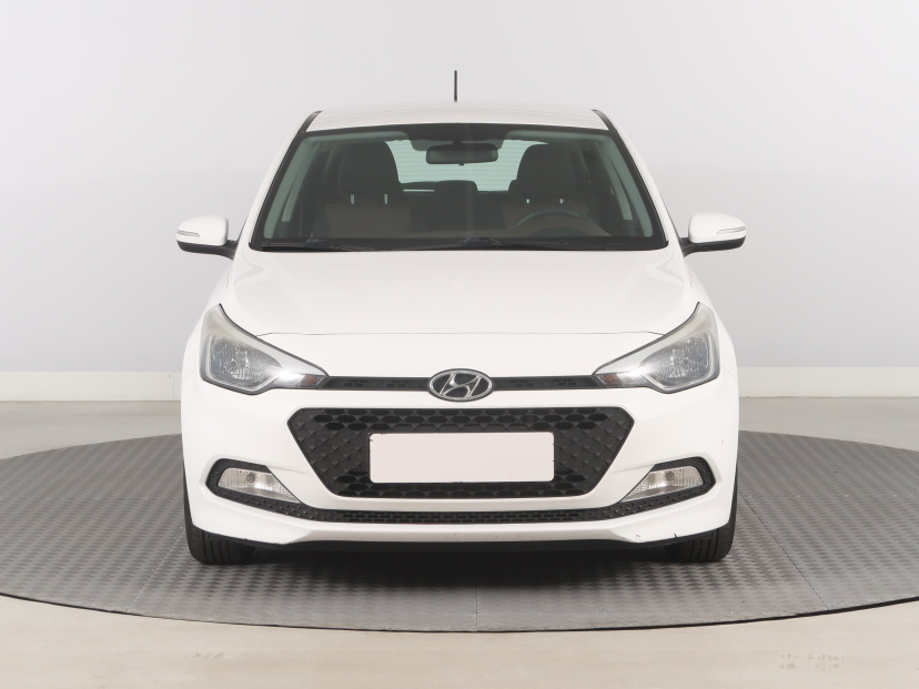 Hyundai i20, 2015