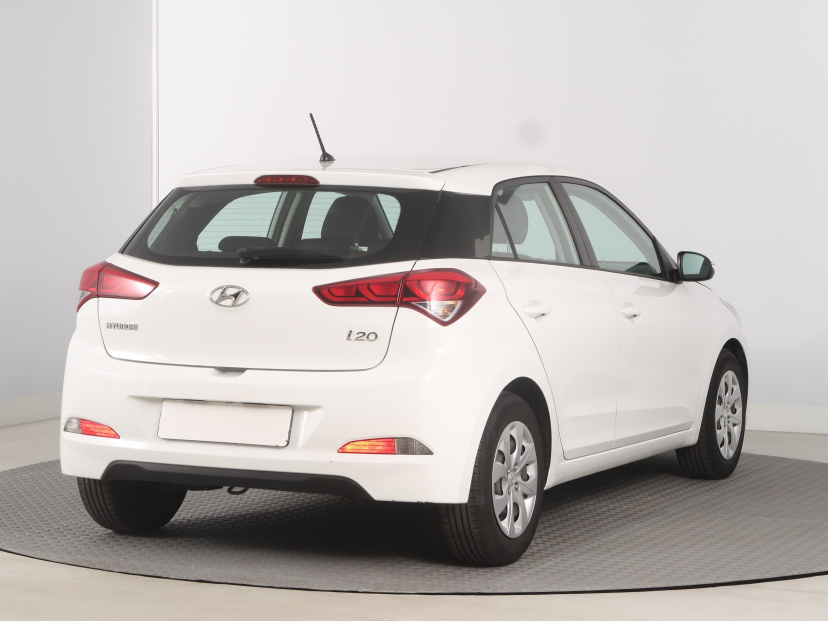Hyundai i20, 2015