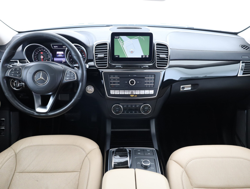 Mercedes-Benz GLS, 2017