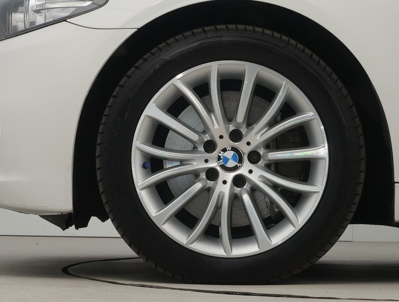 BMW 5, 2015