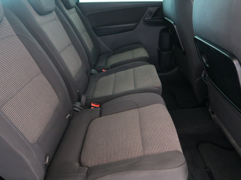 Volkswagen Sharan, 2011