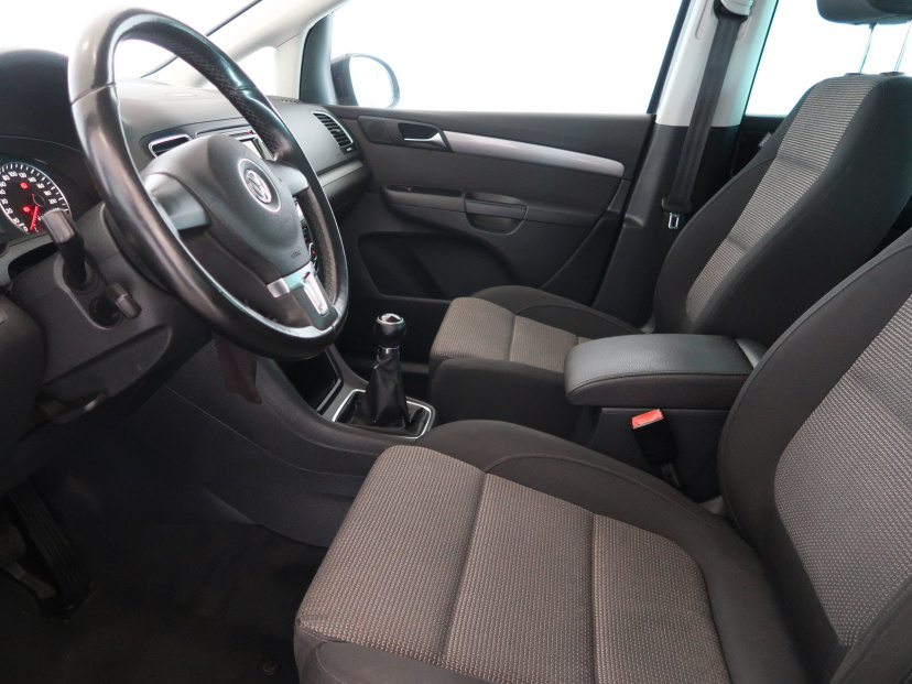 Volkswagen Sharan, 2011