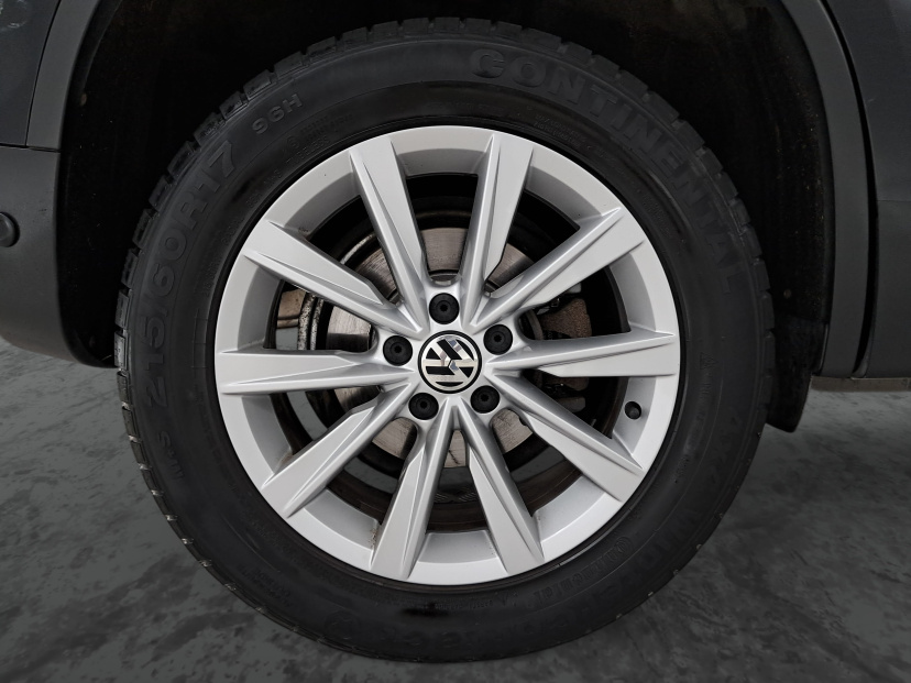 Volkswagen Tiguan, 2015