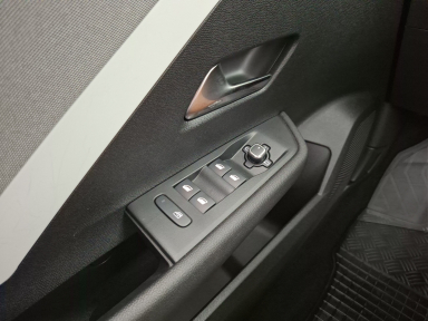 Opel Astra - 2025
