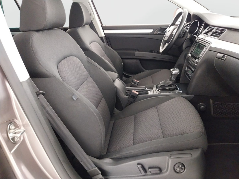 Škoda Superb, 2010