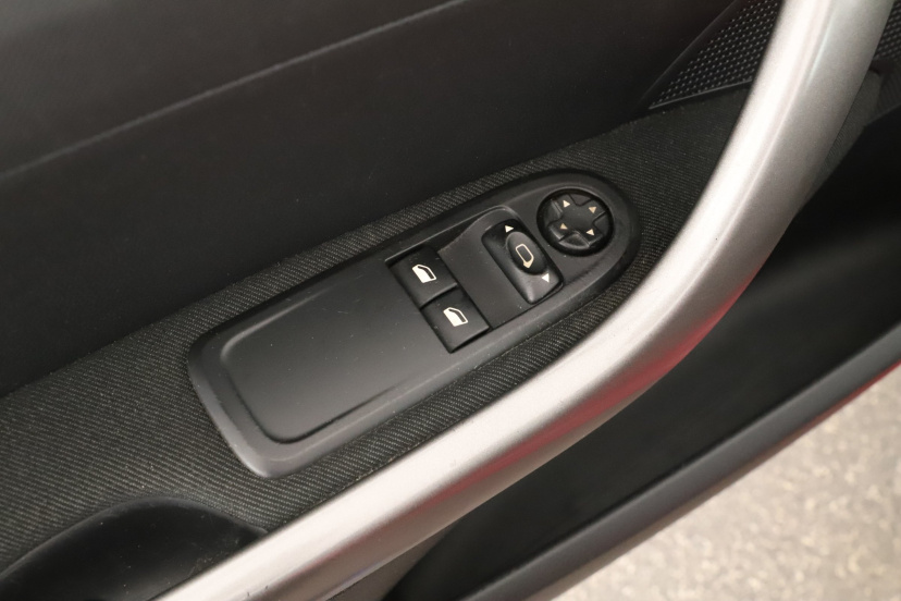 Peugeot 308, 2009