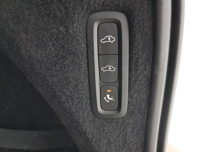 Volvo XC90, 2019