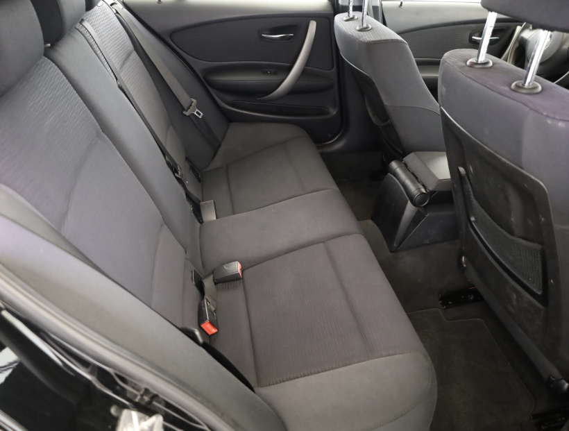 BMW 1, 2010