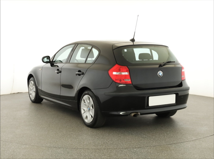 BMW 1, 2010