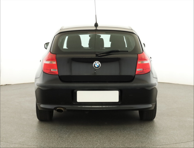 BMW 1, 2010