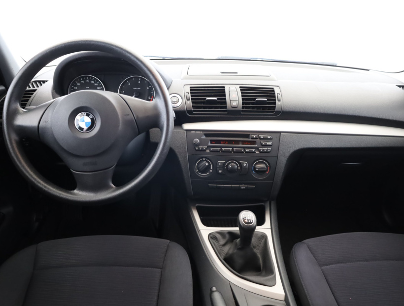 BMW 1, 2010