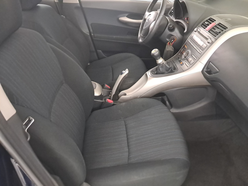Toyota Auris, 2008