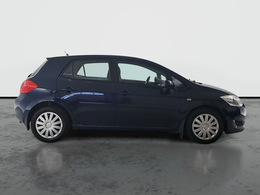 Toyota Auris, 2008