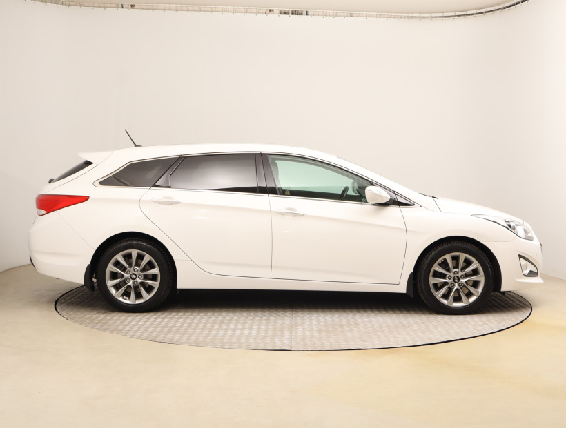 Hyundai i40, 2014