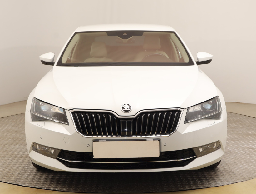 Škoda Superb, 2017