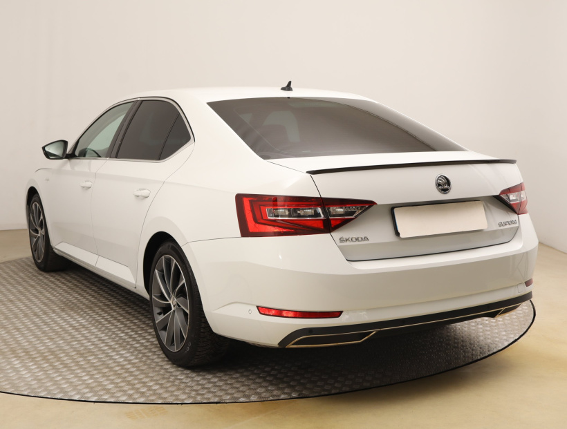 Škoda Superb, 2017