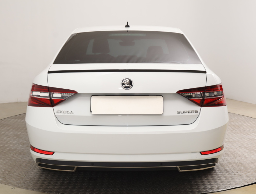 Škoda Superb, 2017