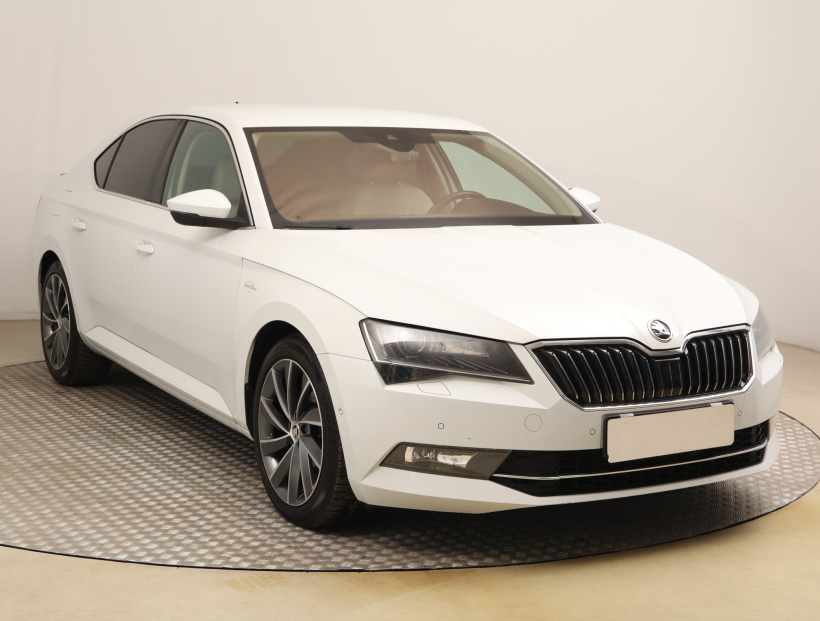 Škoda Superb, 2017
