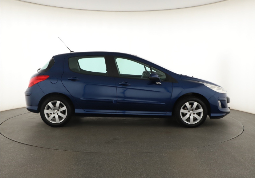 Peugeot 308, 2008