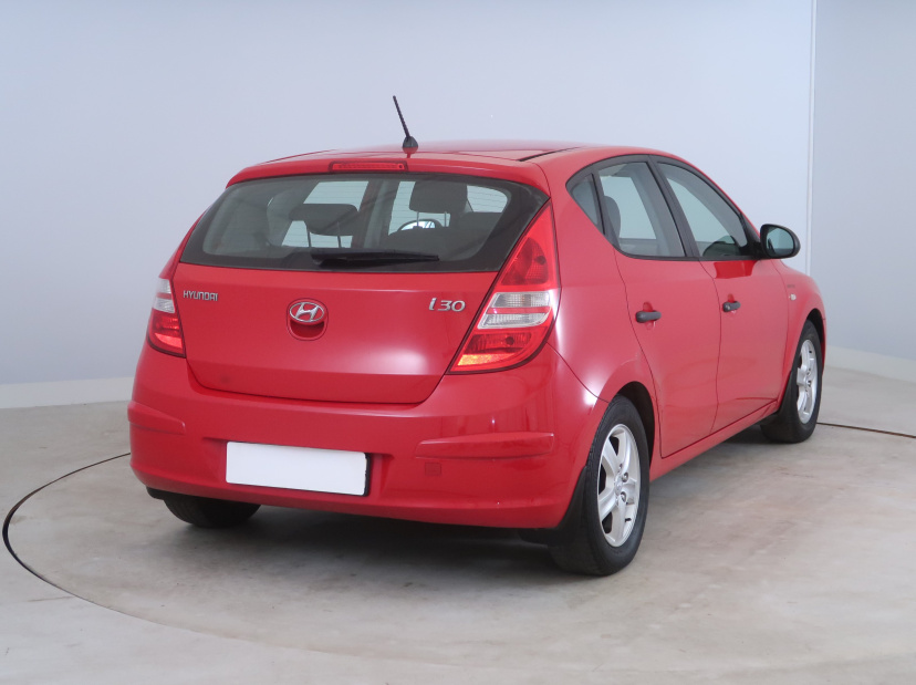 Hyundai i30, 2010