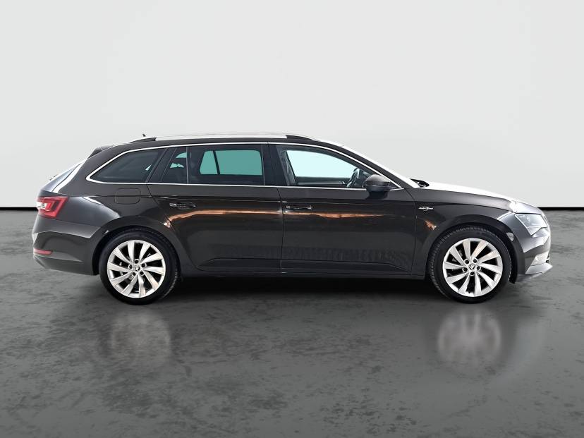 Škoda Superb, 2016