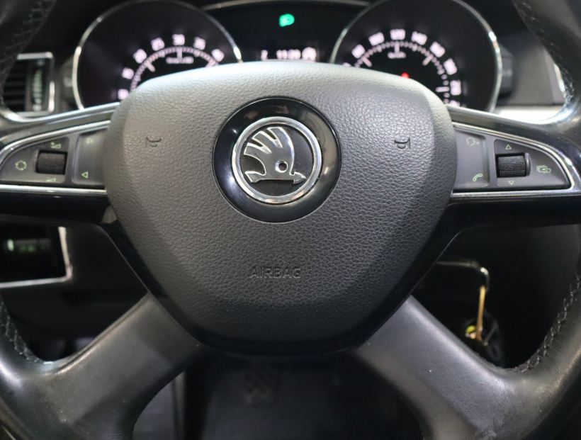 Škoda Superb, 2014