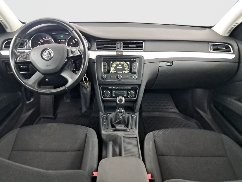 Škoda Superb, 2014