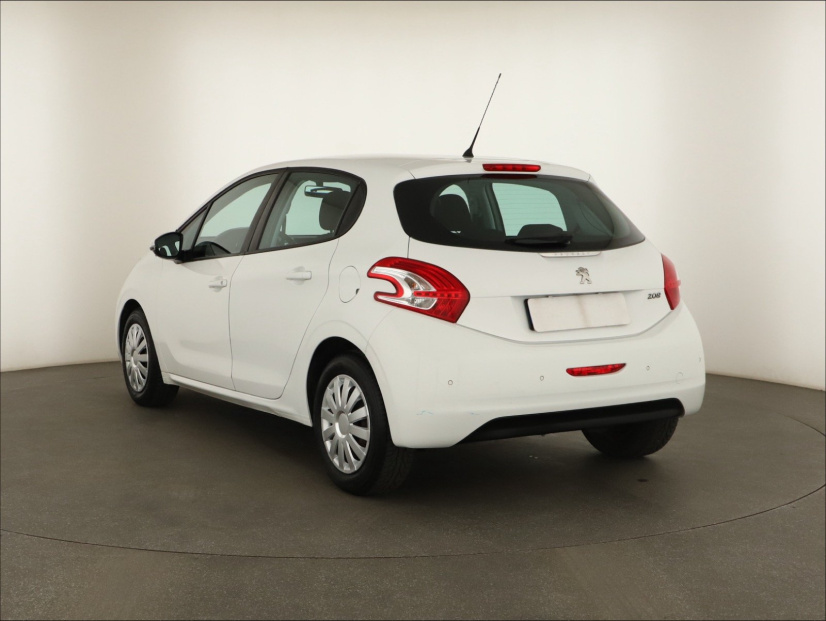 Peugeot 208, 2014