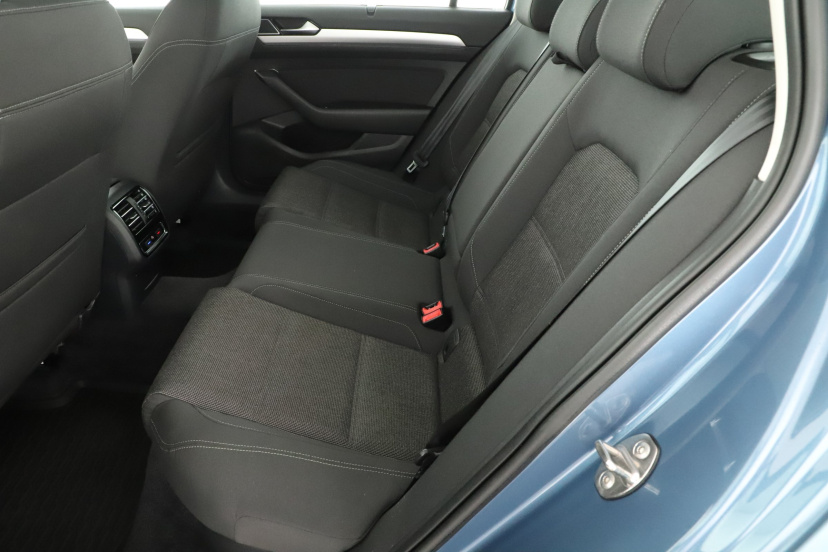 Volkswagen Passat, 2015