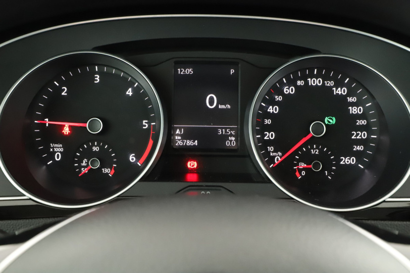 Volkswagen Passat, 2015