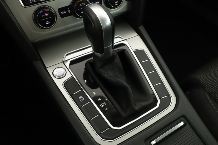 Volkswagen Passat, 2015