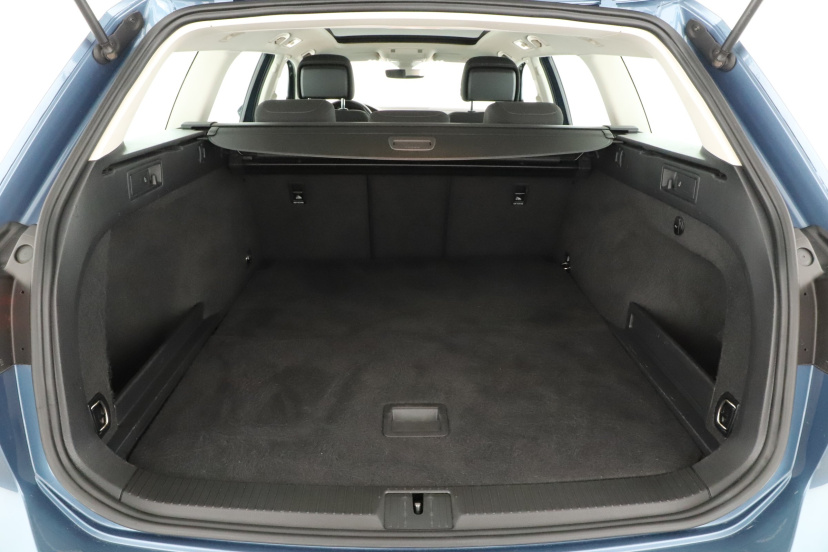 Volkswagen Passat, 2015