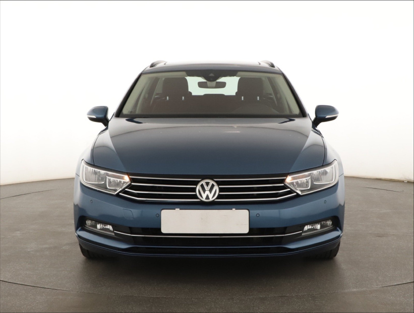 Volkswagen Passat, 2015