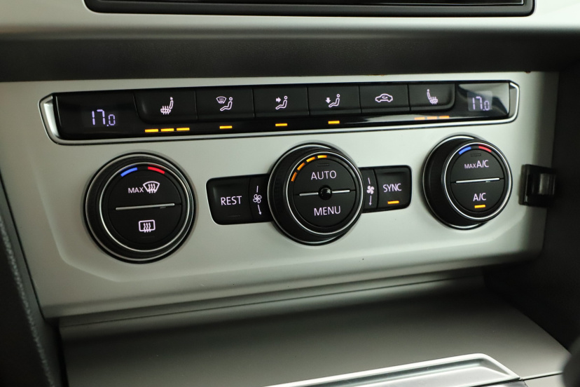 Volkswagen Passat, 2015