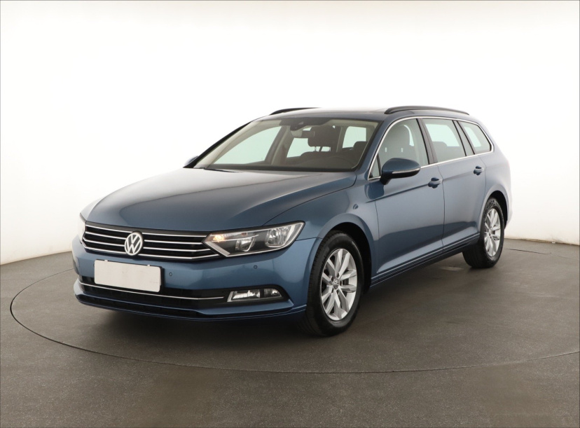 Volkswagen Passat, 2015