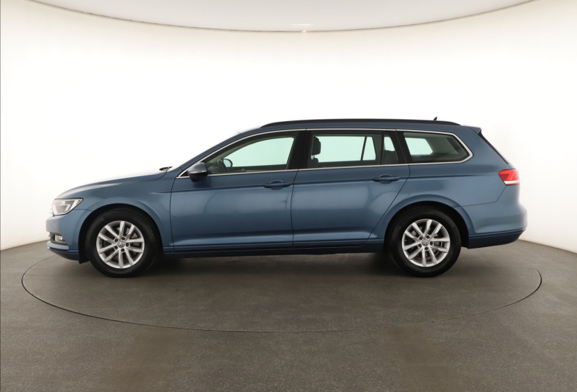 Volkswagen Passat, 2015