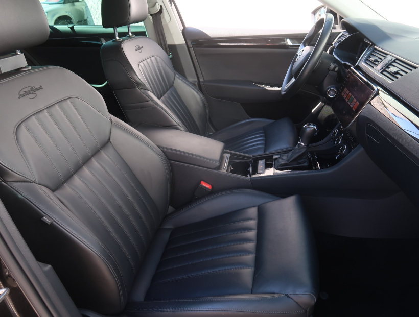 Škoda Superb, 2019