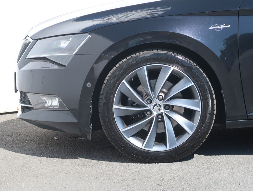 Škoda Superb, 2019