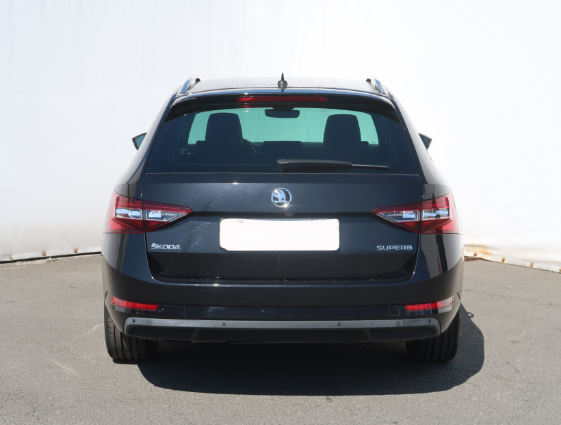 Škoda Superb, 2019