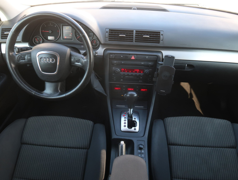 Audi A4, 2006