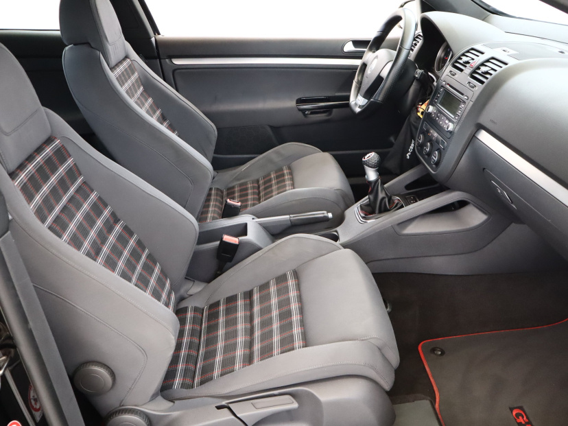 Volkswagen Golf, 2006