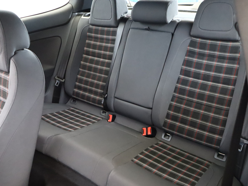Volkswagen Golf, 2006